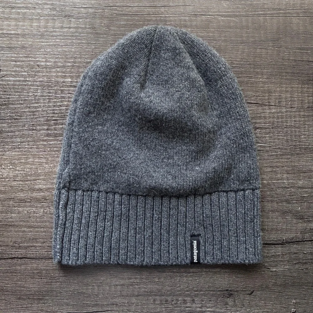 Patagonia Brodeo Beanie Hat One Size Gray Ribbed Knit Wool Blend Gorpcore Unisex